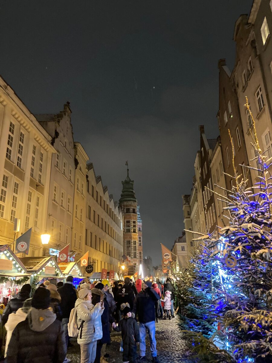 A walk through the Christmas Market in Gdansk. Taken by Poland Insiders writer Jeremy.